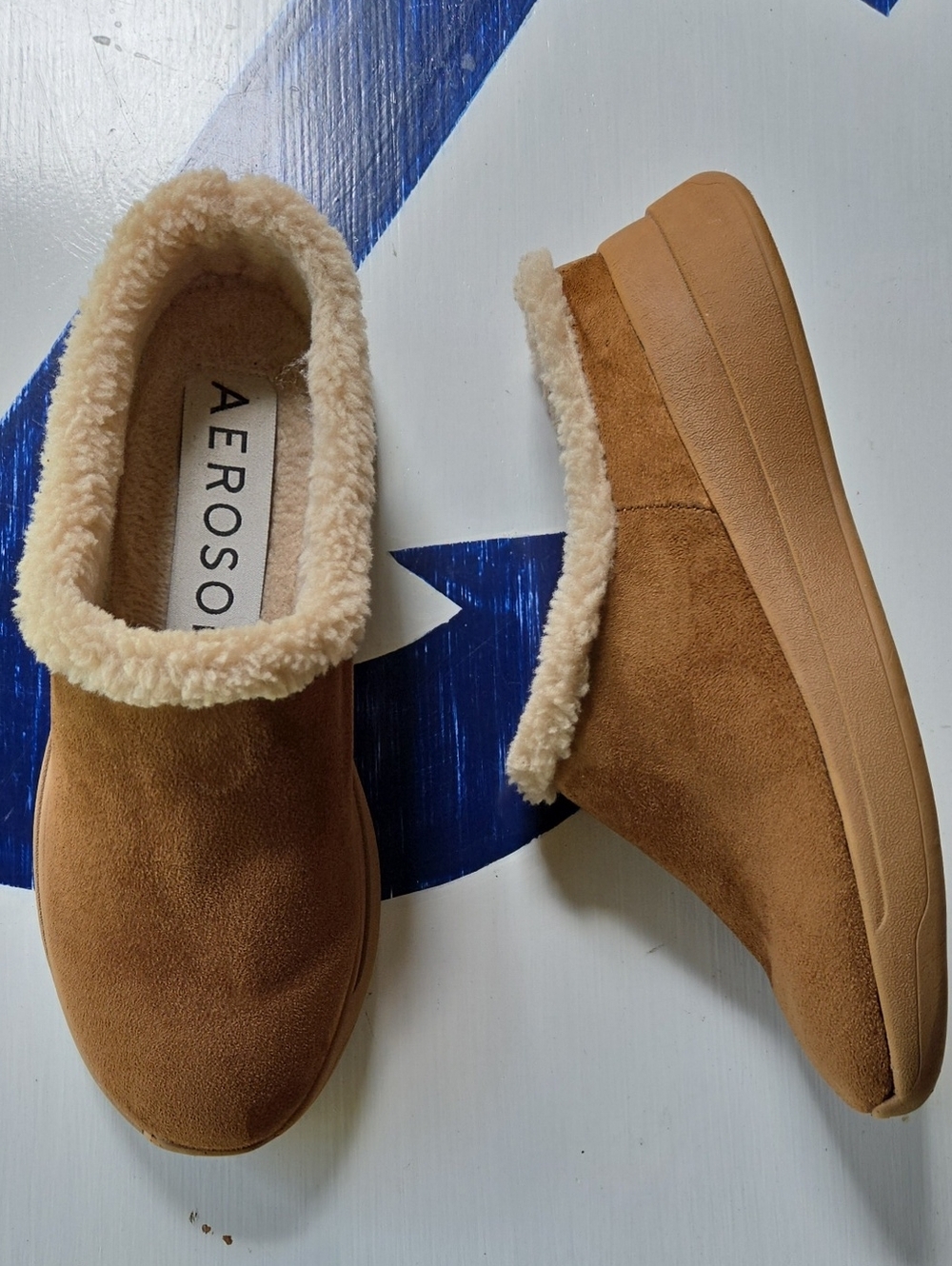 Aerosoles "Flory" Vegan Suede Sherpa Lined Clog Size US 9
